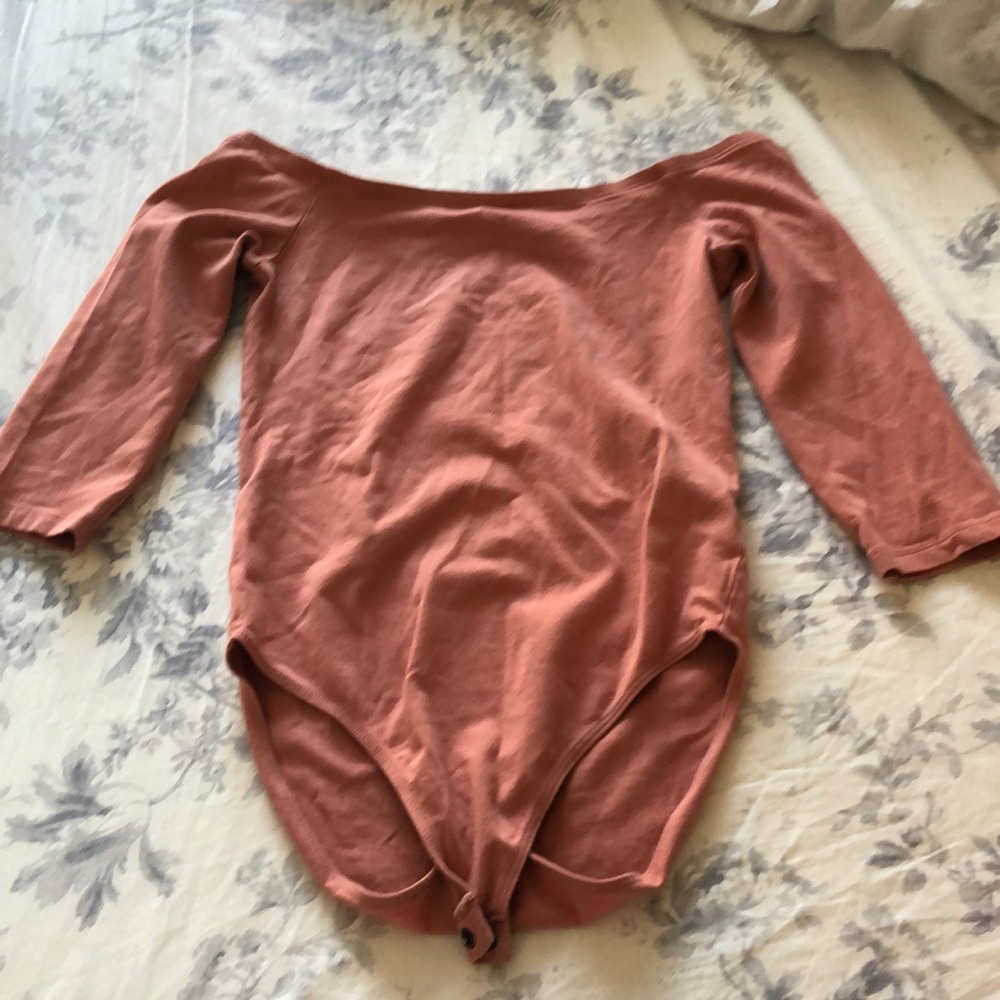 Express off shoulder 3/4 sleeve bodysuit